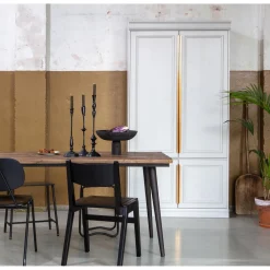 Hot WOOOD Guild tafel naturel met zwart onderstel 220x90 cm