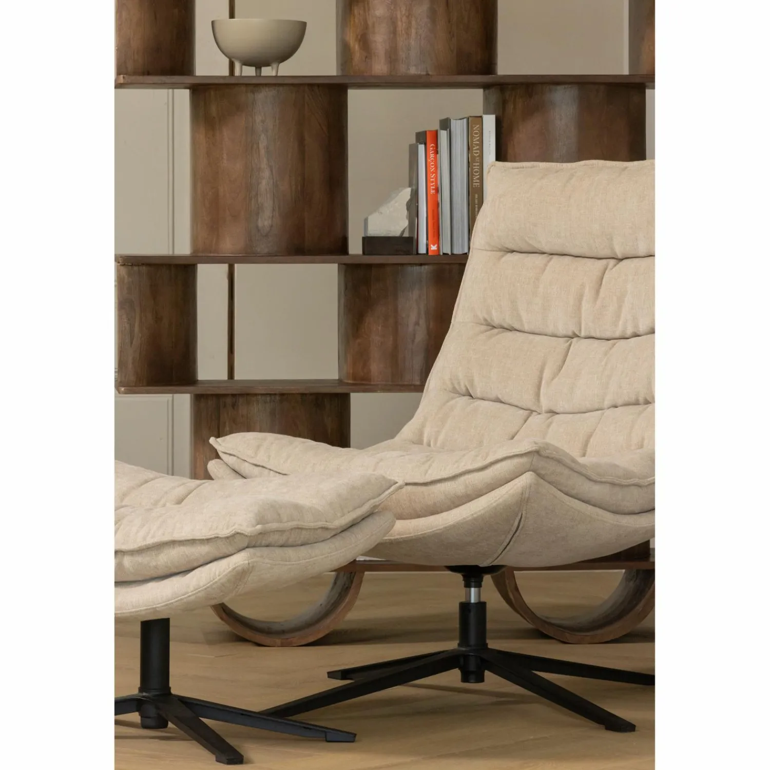 Clearance WOOOD Kube draaifauteuil met hocker Naturel