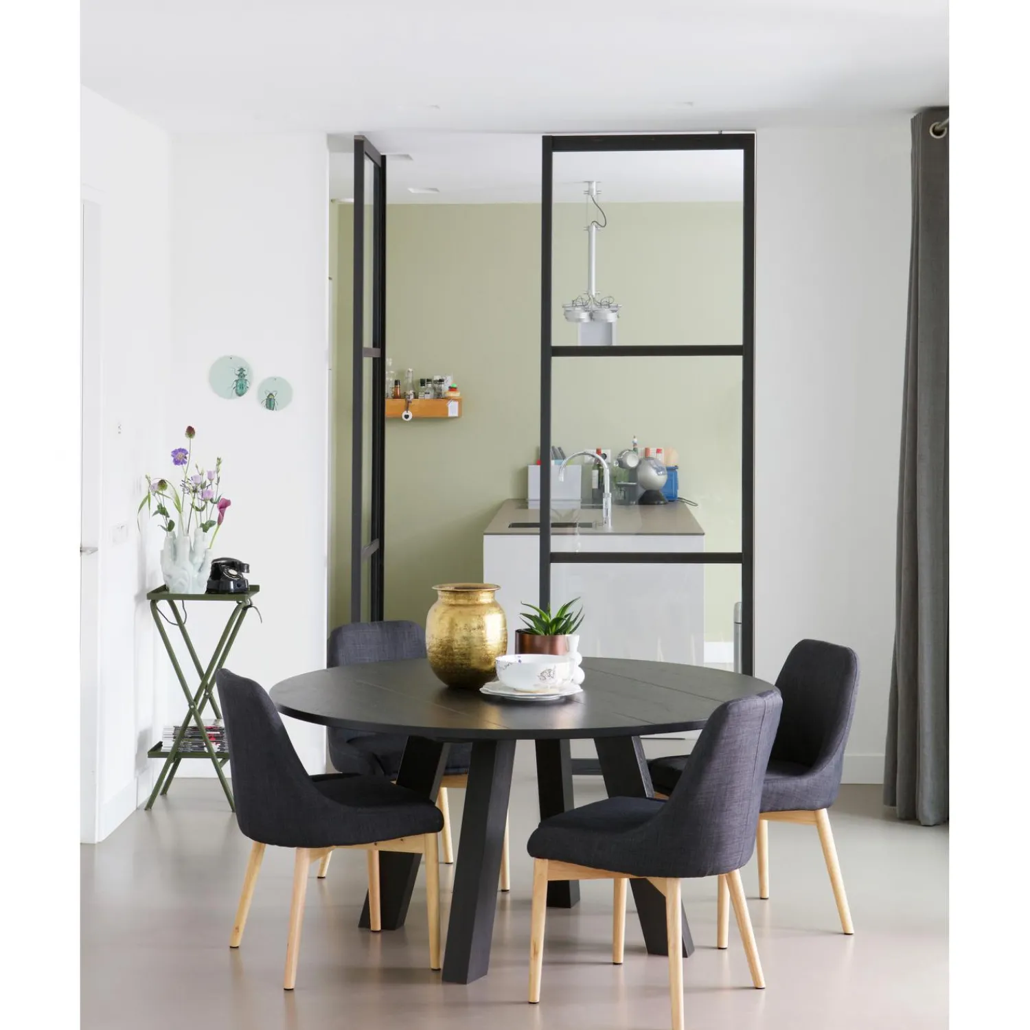 New WOOOD Rhonda XL eettafel ø150 cm eiken Blacknight