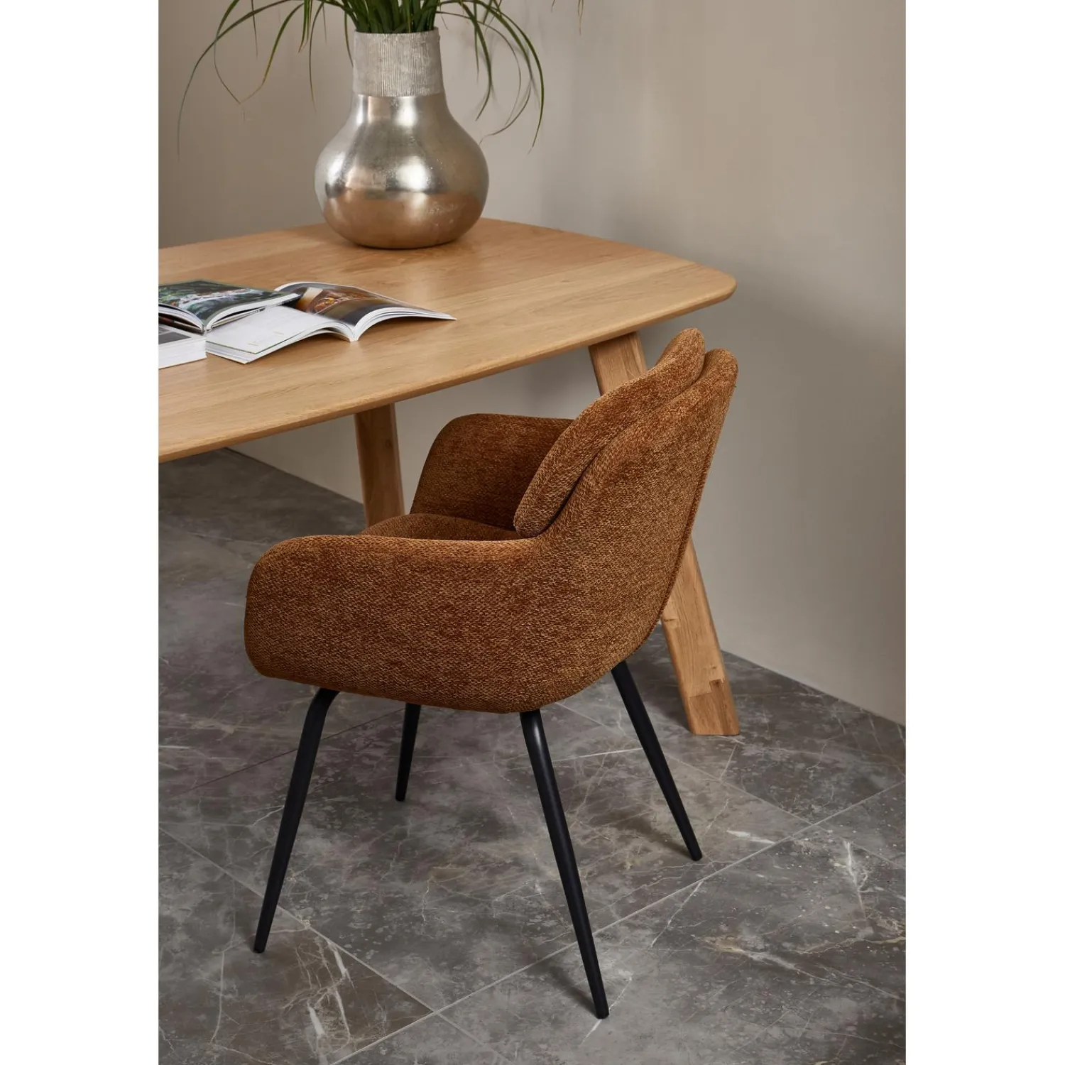 Clearance WOOOD Runa eetkamerstoel chenille Karamel bruin/geel