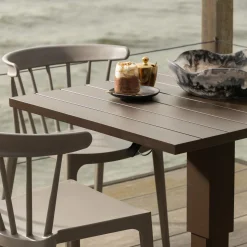 Discount WOOOD Tesso hoogte verstelbare tuintafel aluminium Bruin