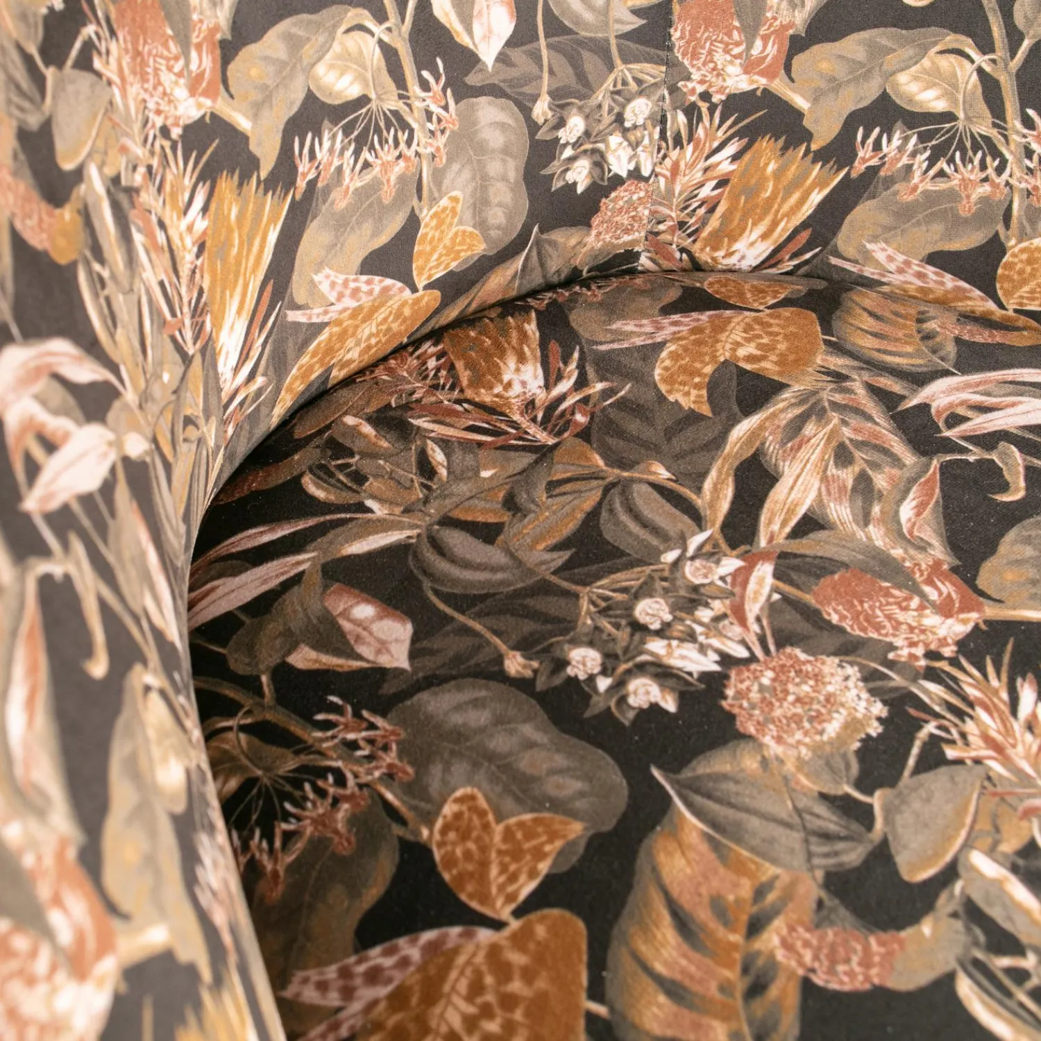 Best WOOOD Vogue fauteuil velvet Bouquet zwart